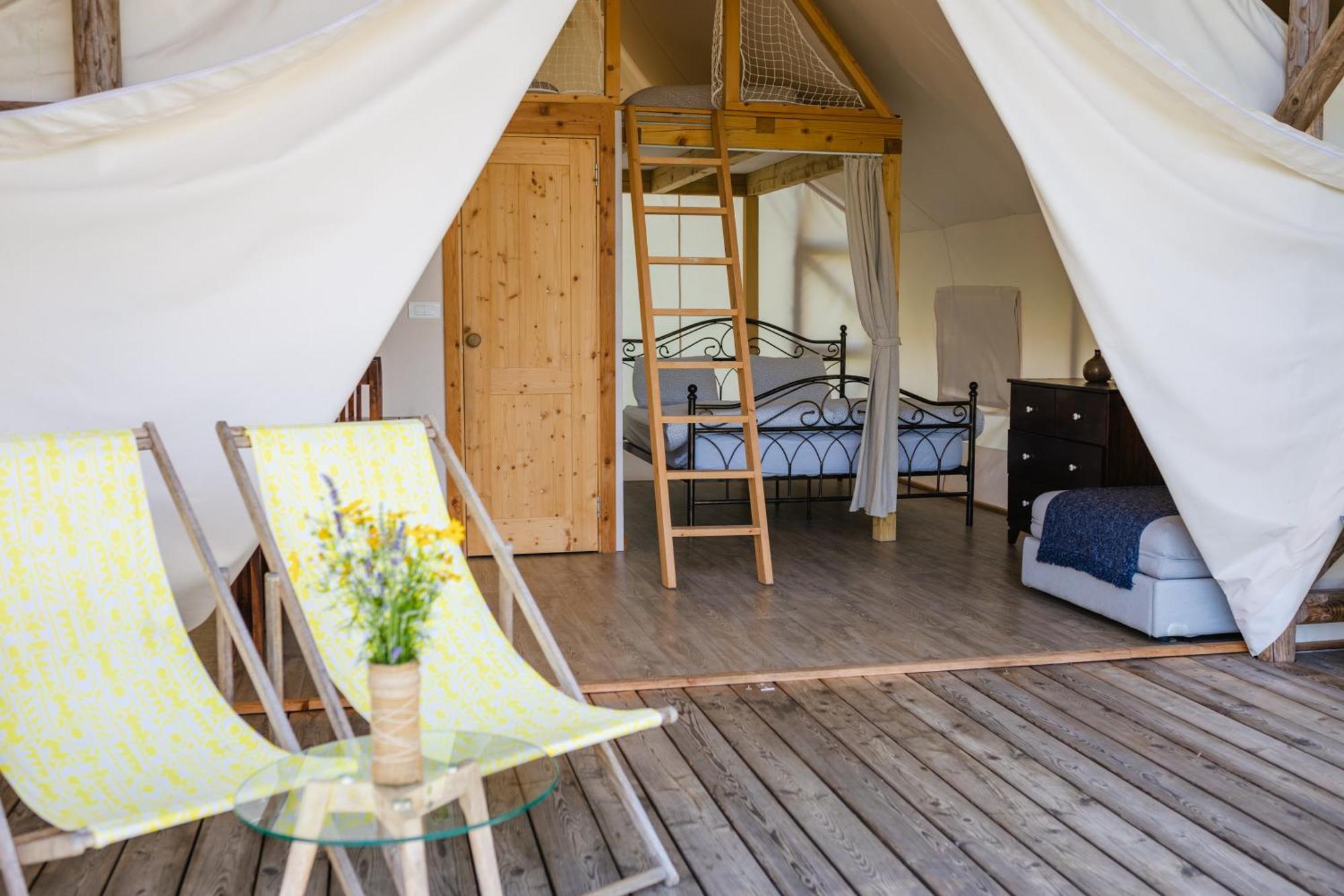 Glamping Kolpa Resort Gradac Exteriér fotografie
