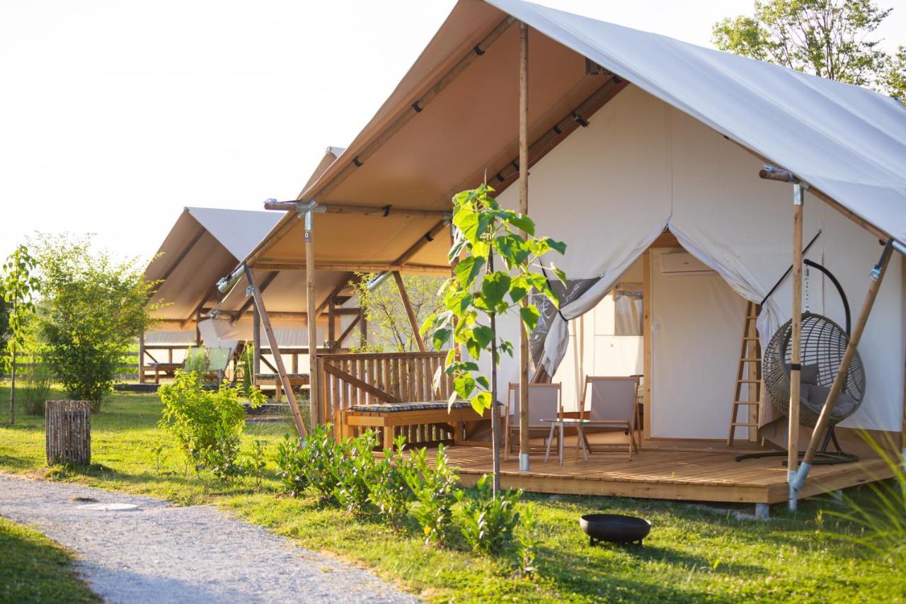 Glamping Kolpa Resort Gradac Exteriér fotografie