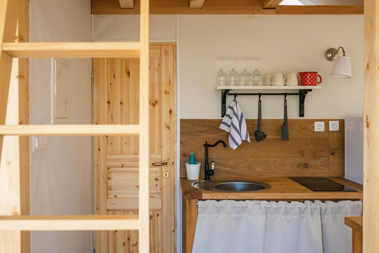 Glamping Kolpa Resort Gradac Exteriér fotografie