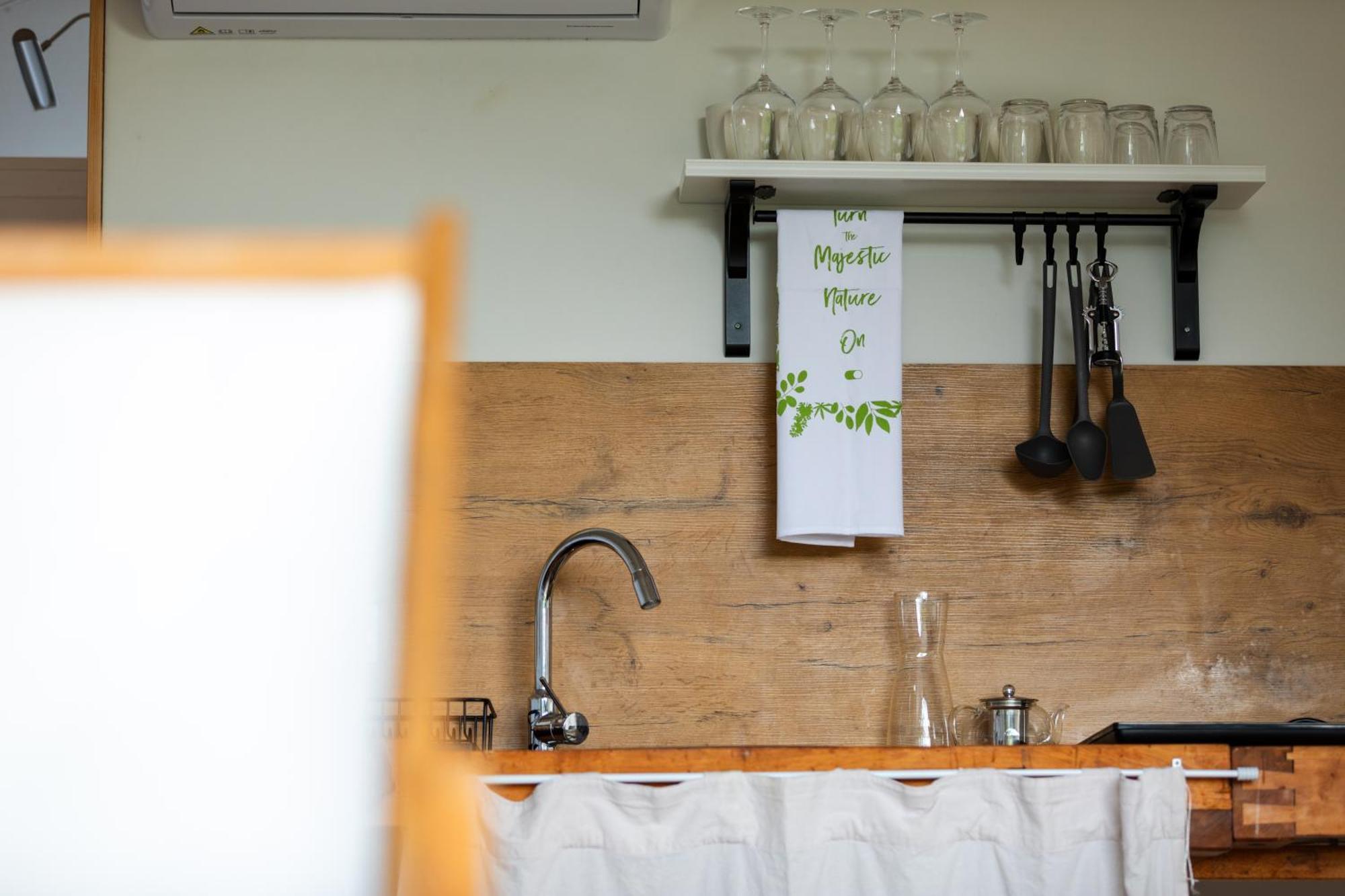 Glamping Kolpa Resort Gradac Exteriér fotografie