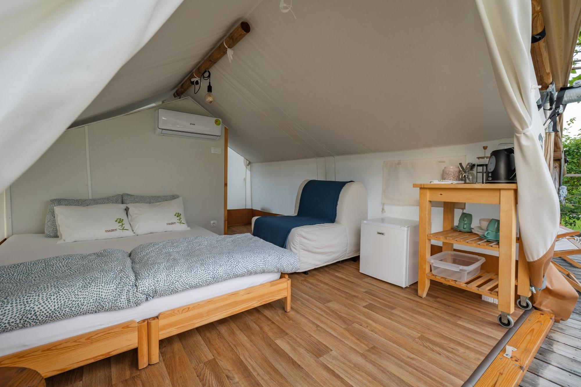 Glamping Kolpa Resort Gradac Exteriér fotografie