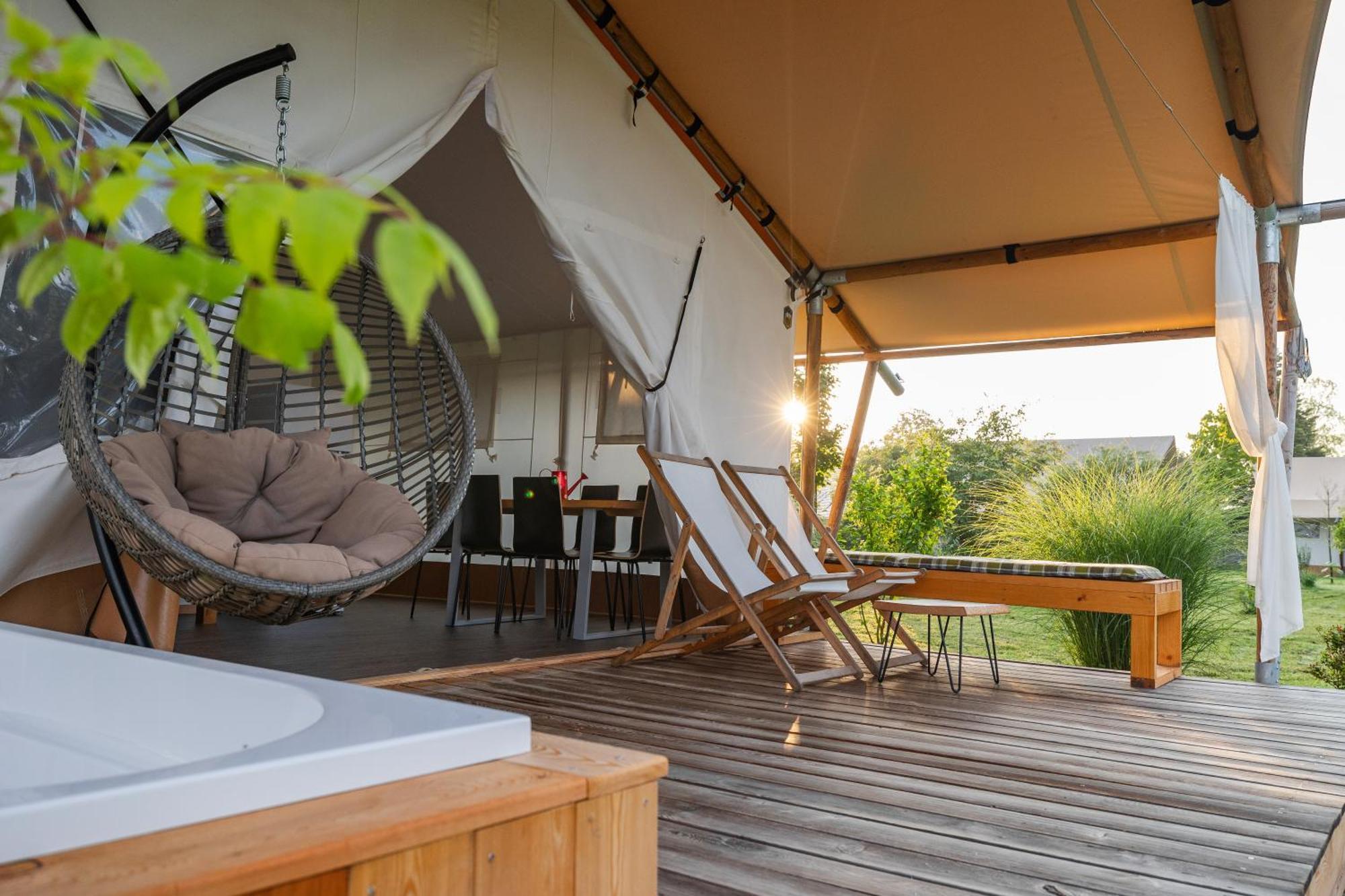 Glamping Kolpa Resort Gradac Exteriér fotografie