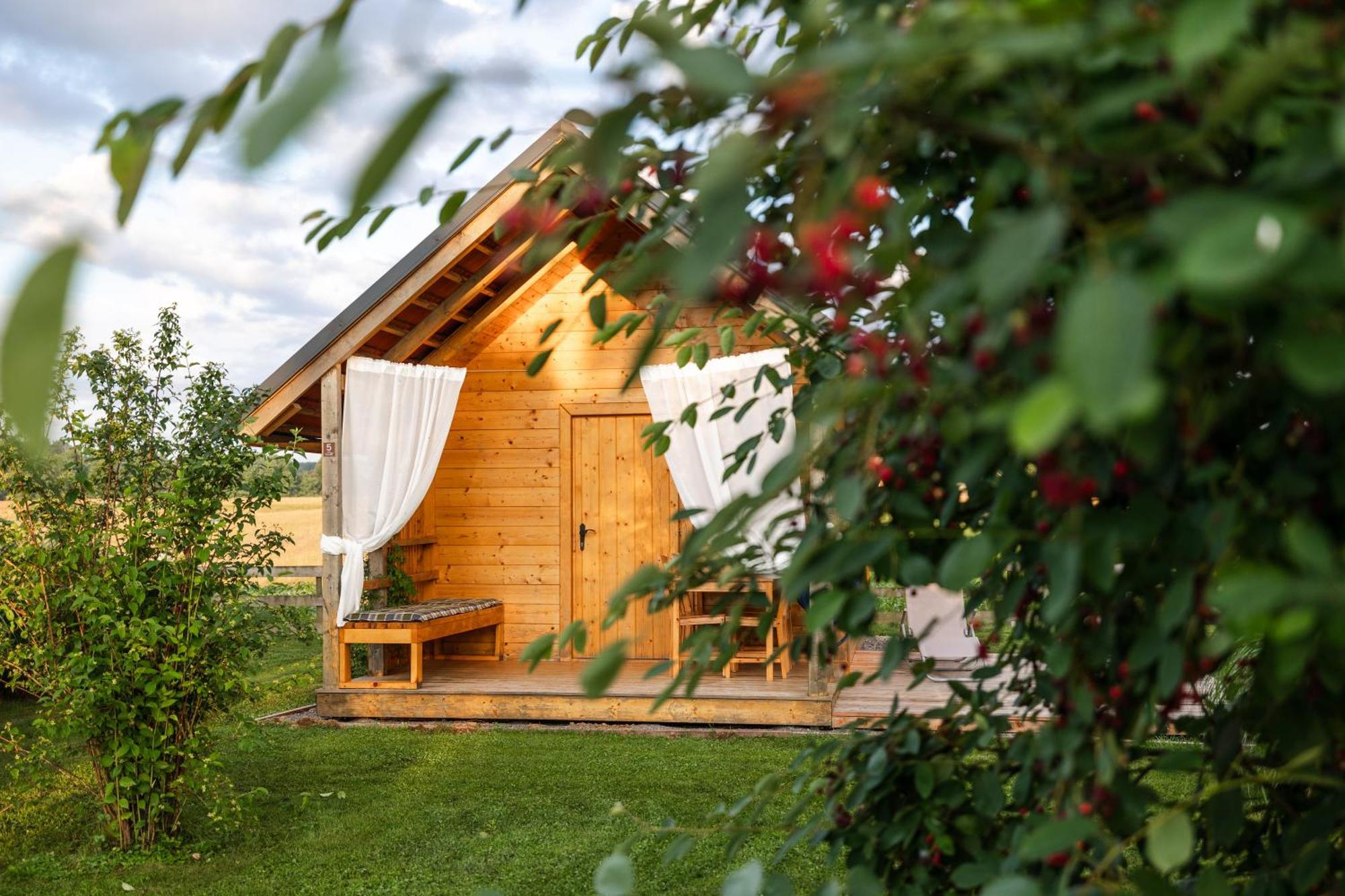 Glamping Kolpa Resort Gradac Exteriér fotografie